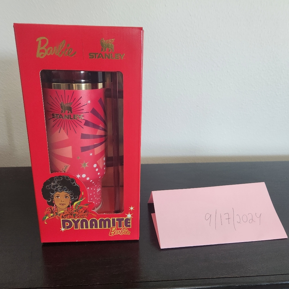 Stanley x Dynamite Barbie 40oz Quencher